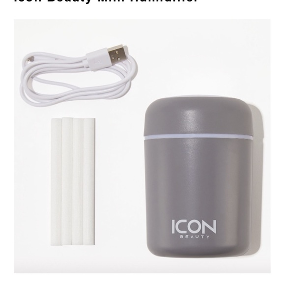 ICON BEAUTY Mini Humidifier - Picture 2 of 3